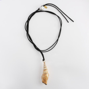 LYRA NATURAL SHELL CHOKER