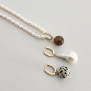 Rosa Necklace freshwater pearls gold-filled clasp by My Gems